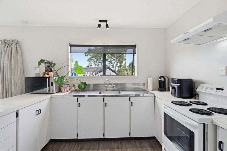 Photo of property in 24 Hooper Avenue, Pukekohe, 2120