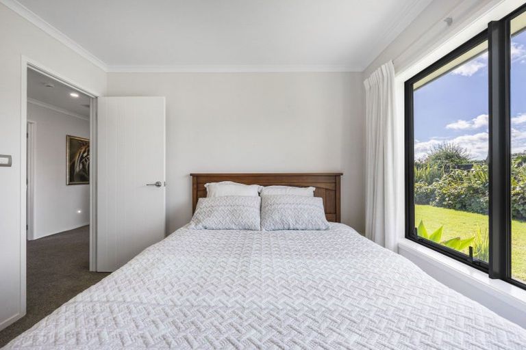 Photo of property in 12 Church View Road, Waiau Pa, Pukekohe, 2679