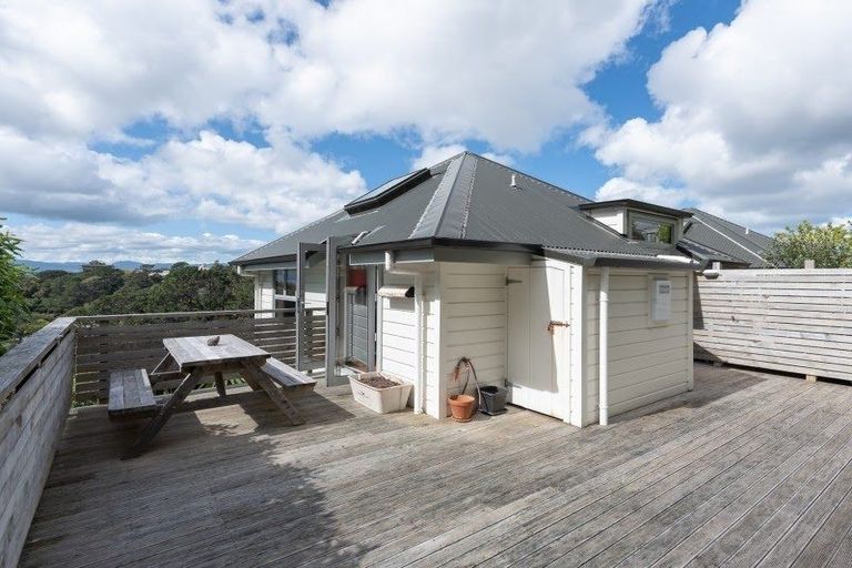 Photo of property in 1/26 Orangi Kaupapa Road, Northland, Wellington, 6012