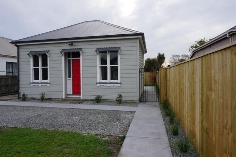 Photo of property in 16 Kenilworth Street, Addington, Christchurch, 8024