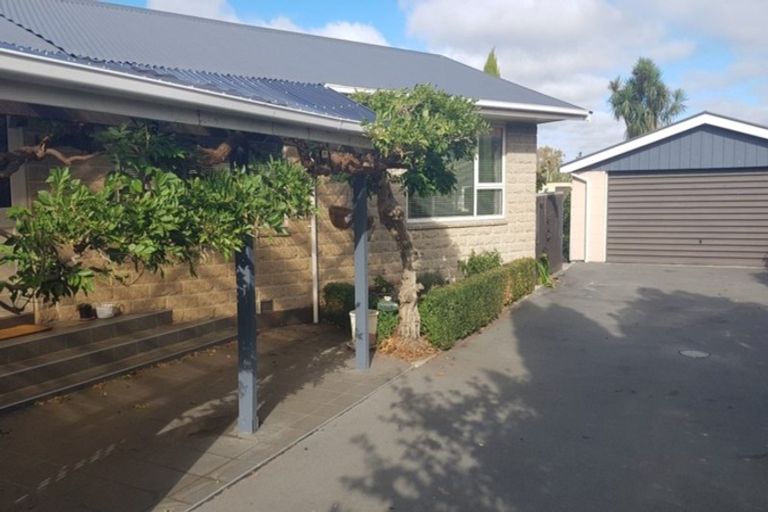 Photo of property in 11 Harling Avenue, Hillmorton, Christchurch, 8025