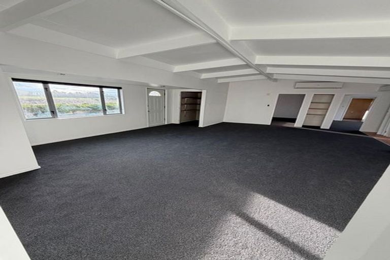 Photo of property in 1/382 Main Road North, Bay View, Napier, 4104