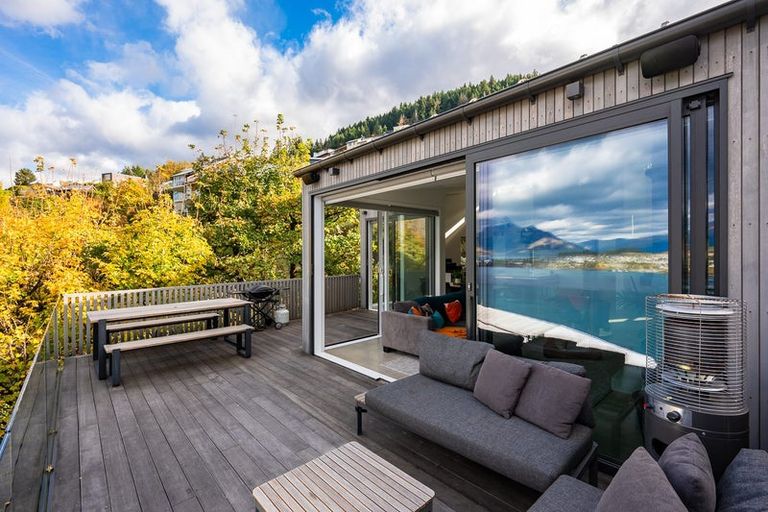 Photo of property in St Andrews Park, 9b Saint Mathews Place, Queenstown, 9300