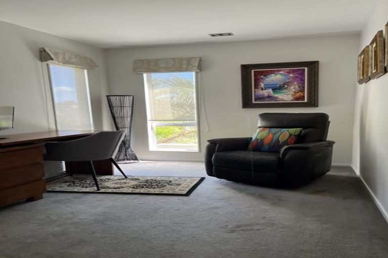 Photo of property in 119a Beach Road, Castor Bay, Auckland, 0620