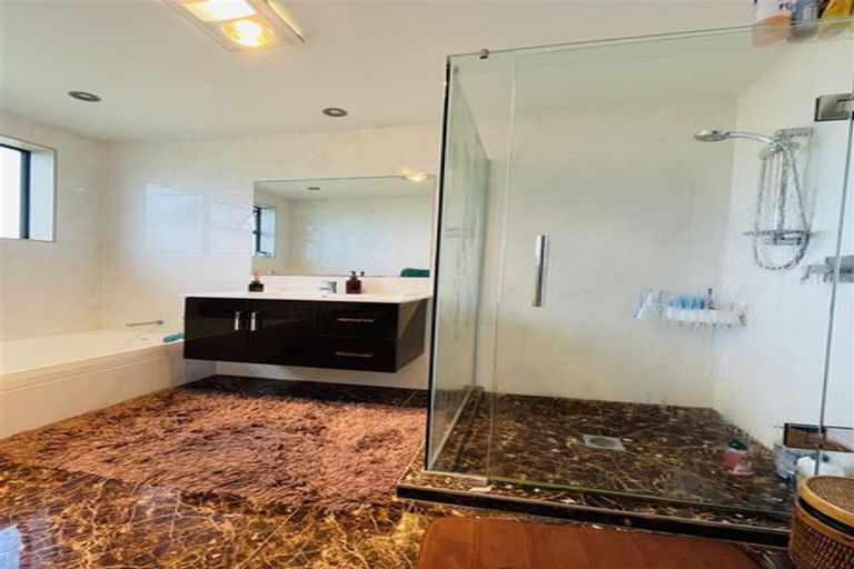 Photo of property in 29 Saint Maroun Rise, The Gardens, Auckland, 2105