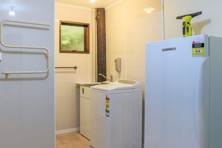 Photo of property in 18 Tawhara Place, Edgecumbe, 3120