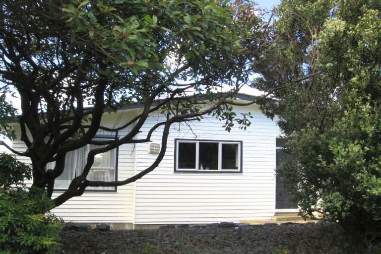 Photo of property in 47 Allington Road, Karori, Wellington, 6012