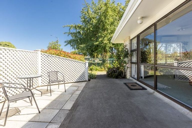 Photo of property in 3/33 Islington Place, Tamatea, Napier, 4112