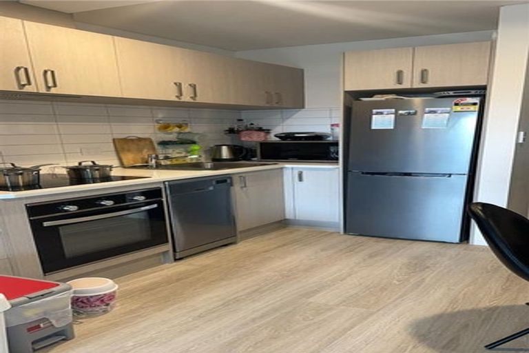 Photo of property in 6/9g East Street, Papakura, 2110