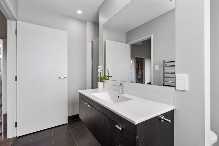 Photo of property in 27 Te Kio Crescent, Papamoa Beach, Papamoa, 3118