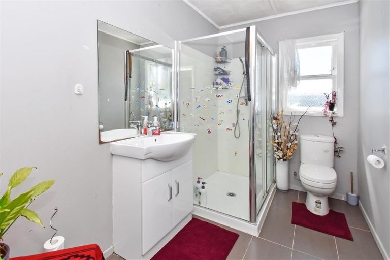 Photo of property in 42 Valentine Street, Papakura, 2110