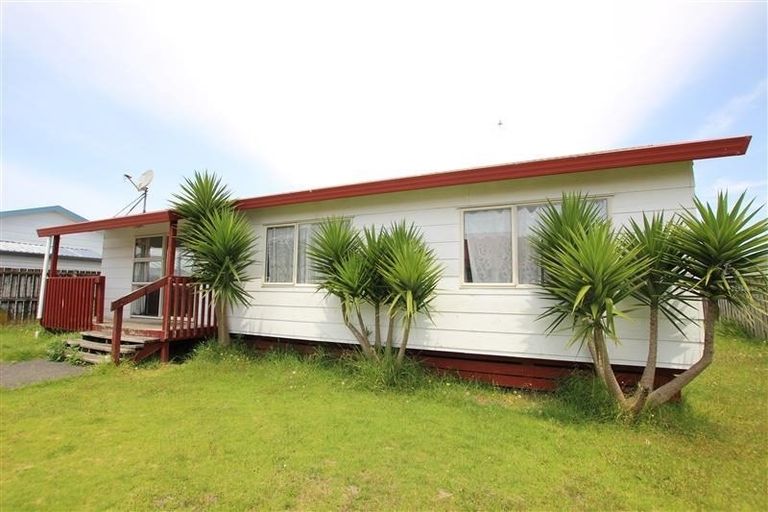 Photo of property in 3/38 Barneys Farm Road, Clendon Park, Auckland, 2103