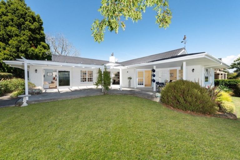 Photo of property in 25 Walnut Grove, Omokoroa, 3114