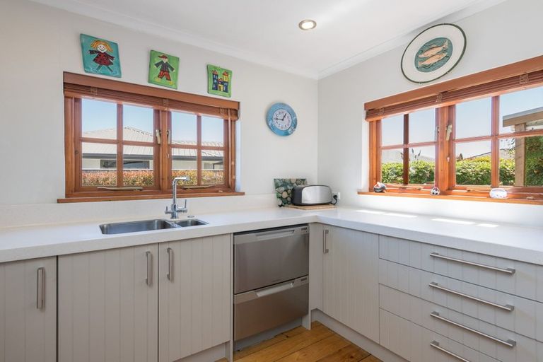 Photo of property in 5 Caroline Place, Stoke, Nelson, 7011