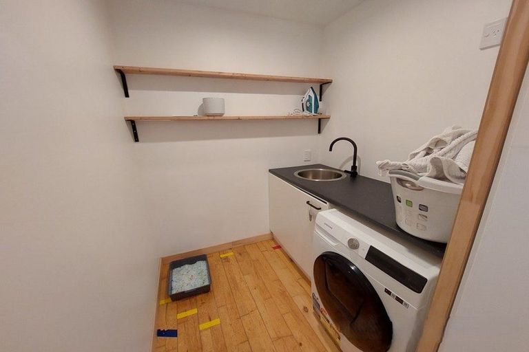 Photo of property in 12a Ridge Lane, New Plymouth, 4310