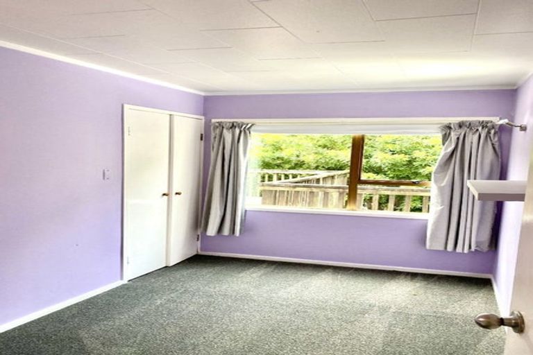 Photo of property in 31 Elliston Crescent, Stanmore Bay, Whangaparaoa, 0932