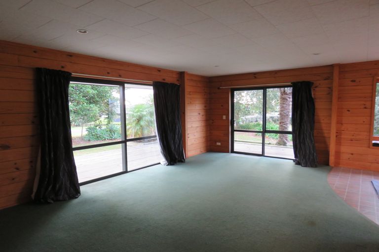 Photo of property in 1 Rarere Terrace, Kerikeri, 0230