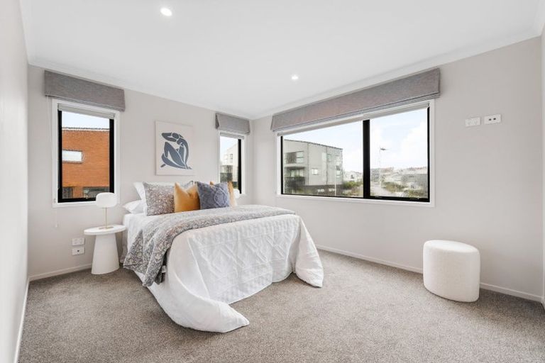 Photo of property in 62 Nugget Avenue, Hobsonville, Auckland, 0616