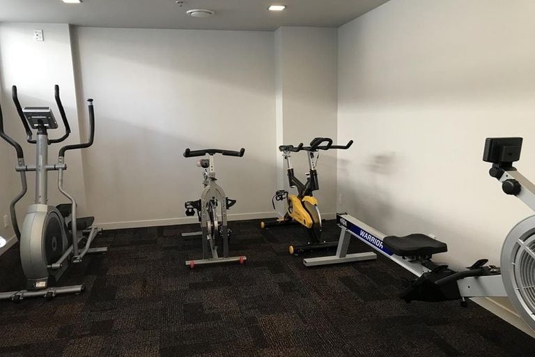 Photo of property in Montreaux Apartments, 8h/164 The Terrace, Wellington Central, Wellington, 6011