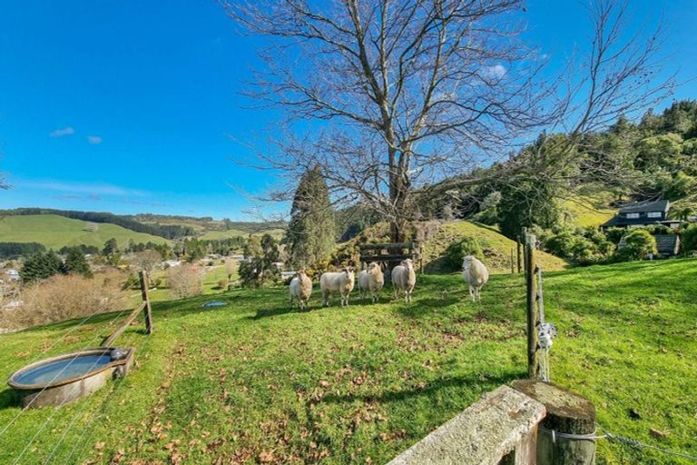 Photo of property in 24 Mountain Road, Western Heights, Rotorua, 3015