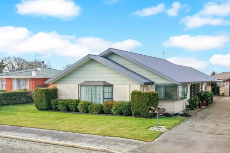 Photo of property in 6 Shearer Street, Tinwald, Ashburton, 7700