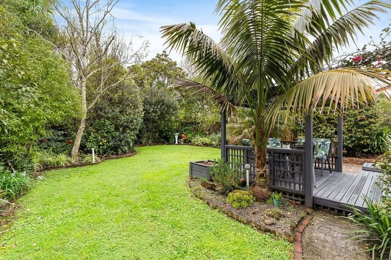 Photo of property in 54 Marendellas Drive, Bucklands Beach, Auckland, 2014