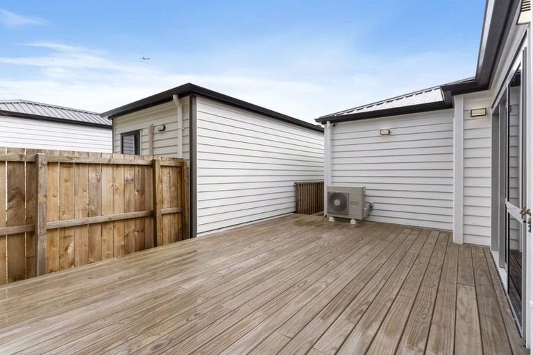 Photo of property in 82 Joseph Street, Flat Bush, Auckland, 2019