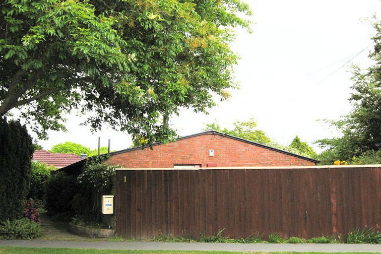 Photo of property in 1 Wayside Avenue, Burnside, Christchurch, 8053