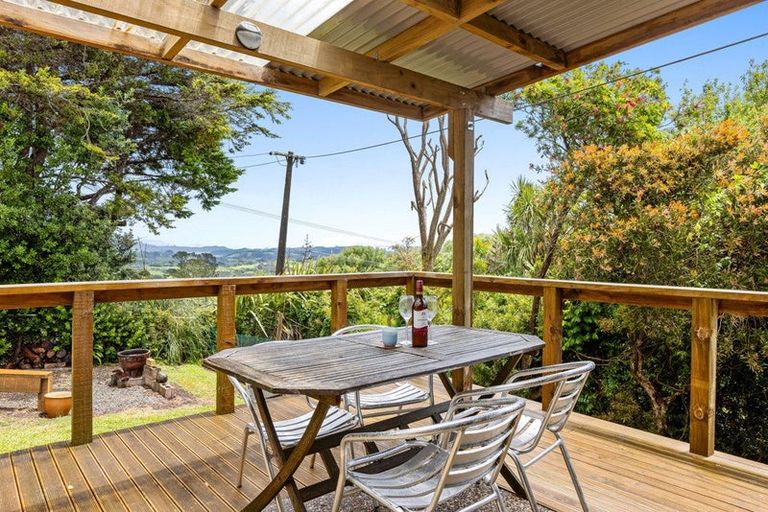 Photo of property in 433 Pah Hill Road, Wharehine, Wellsford, 0973