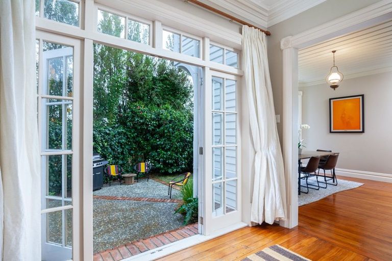 Photo of property in 139a Brooklands Road, Brooklands, New Plymouth, 4310