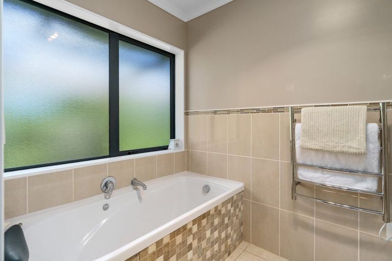 Photo of property in 5 Fencourt Road, Cambridge, 3496