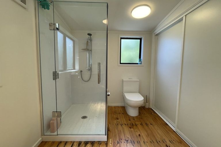 Photo of property in 61 Kauri Road, Stanmore Bay, Whangaparaoa, 0932