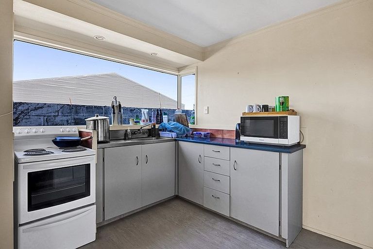 Photo of property in 4 Tannahill Street, Hawera, 4610