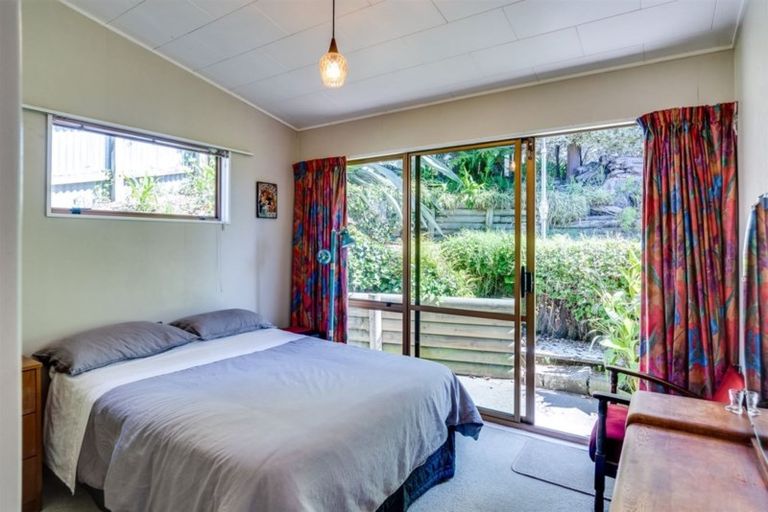 Photo of property in 16 Burns Road, Hospital Hill, Napier, 4110