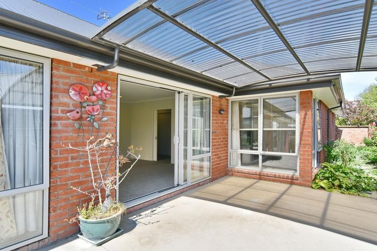 Photo of property in 33 Cognac Drive, Yaldhurst, Christchurch, 8042