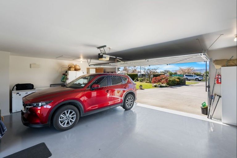 Photo of property in 39 Montrose Avenue, Culverden, 7392