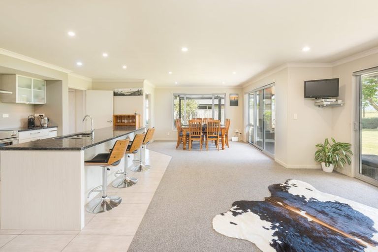 Photo of property in 25 Clearwater Place, Mayfield, Blenheim, 7201