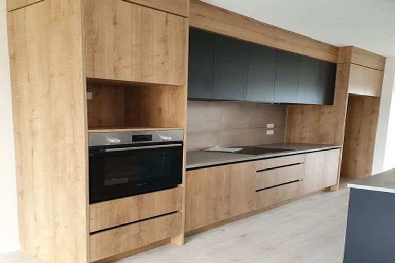 Photo of property in 15 Desalt Drive, Hobsonville, Auckland, 0616