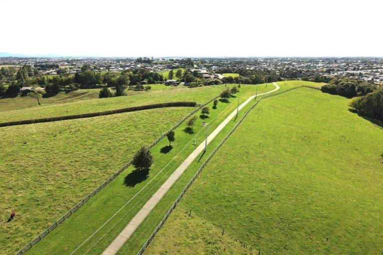 Photo of property in 73 Wallace Road, Temple View, Hamilton, 3289