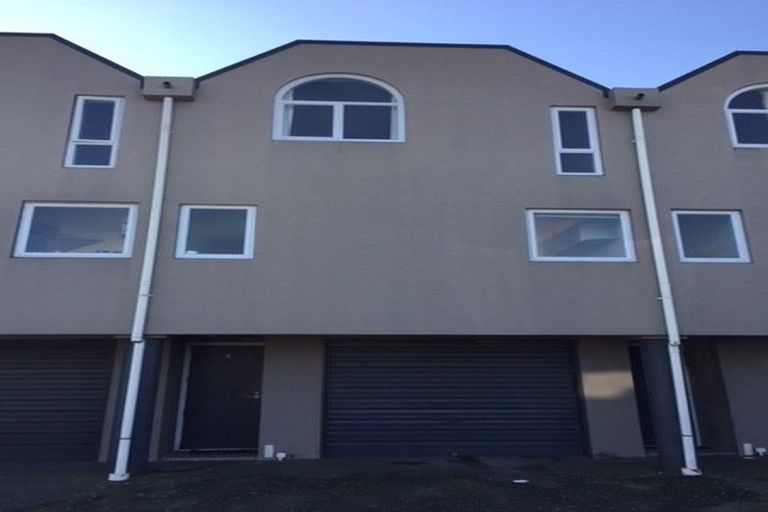 Photo of property in 2/102 Wainui Street, Riccarton, Christchurch, 8041