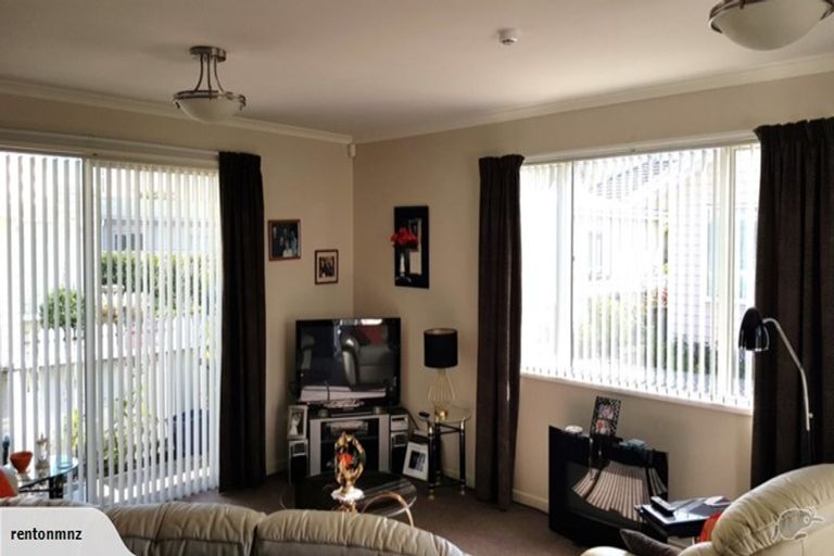 Photo of property in 8a Reid Avenue, Mosgiel, 9024