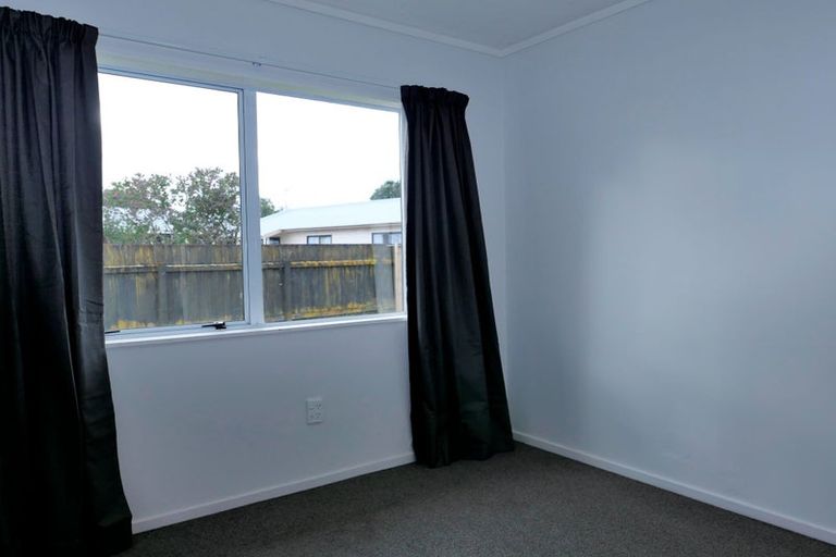 Photo of property in 22a Pukeko Street, Paraparaumu, 5032