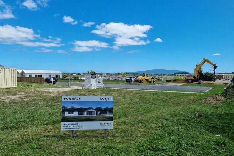 Photo of property in 49 Matenga Street, Waikanae, 5036