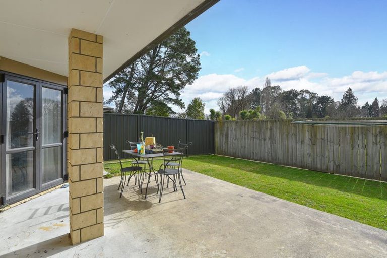 Photo of property in 9/64 Kawaha Point Road, Kawaha Point, Rotorua, 3010