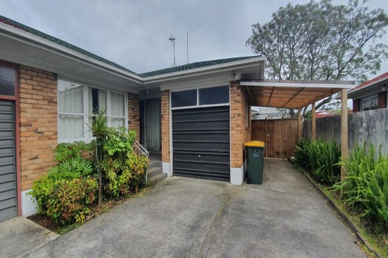 Photo of property in 2/90 Pakuranga Road, Pakuranga, Auckland, 2010