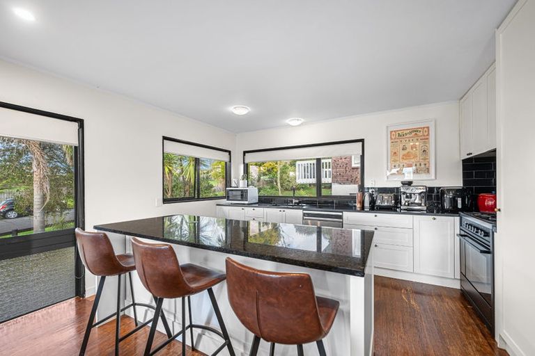 Photo of property in 53 Okura River Road, Okura, Albany, 0792