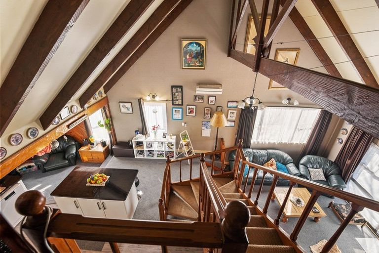 Photo of property in 10 Urquhart Place, Fairy Springs, Rotorua, 3015