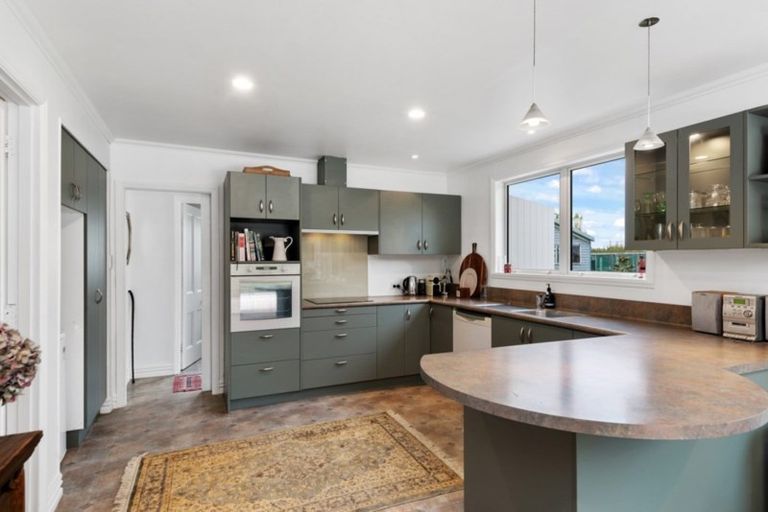 Photo of property in 80 Carters Terrace, Tinwald, Ashburton, 7700