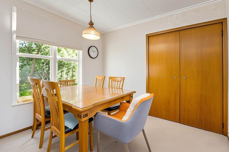 Photo of property in 74 Matipo Road, Mairangi Bay, Auckland, 0630