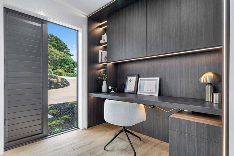 Photo of property in 293 Kitchener Road, Pukekohe, 2120